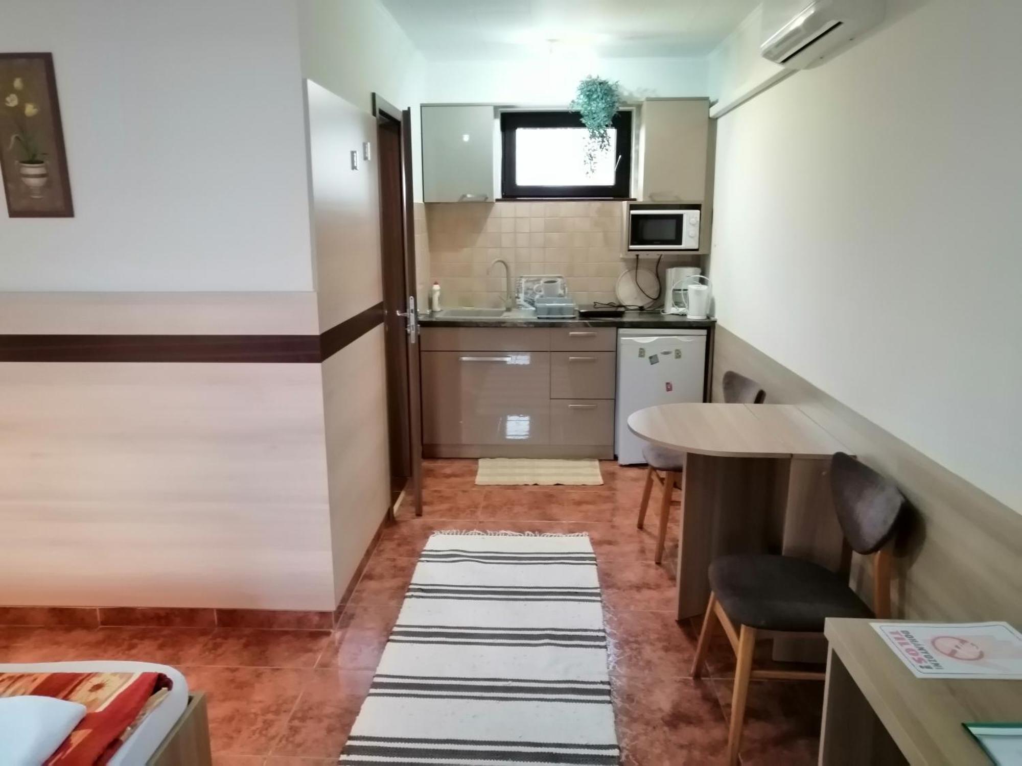 Csipkehaz Apartman Cserkeszőlő エクステリア 写真