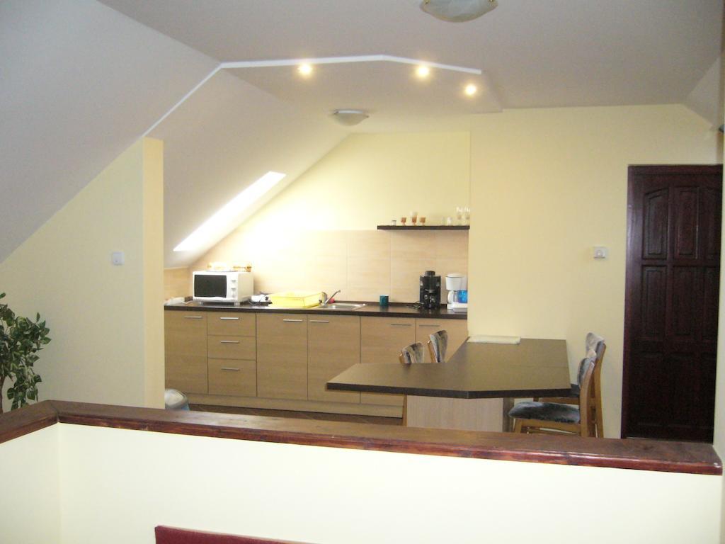 Csipkehaz Apartman Cserkeszőlő エクステリア 写真
